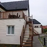 Evancy Platier D'oye -