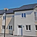 Evancy Platier D'oye -