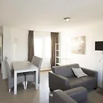 Evancy Platier D'oye -