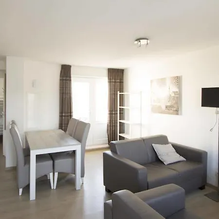 Evancy Platier D'oye -